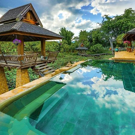 Howie'S Homestay Мае Рим Екстериор снимка